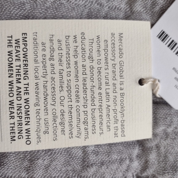 NWT Free People wristlet - Picture 3 of 4